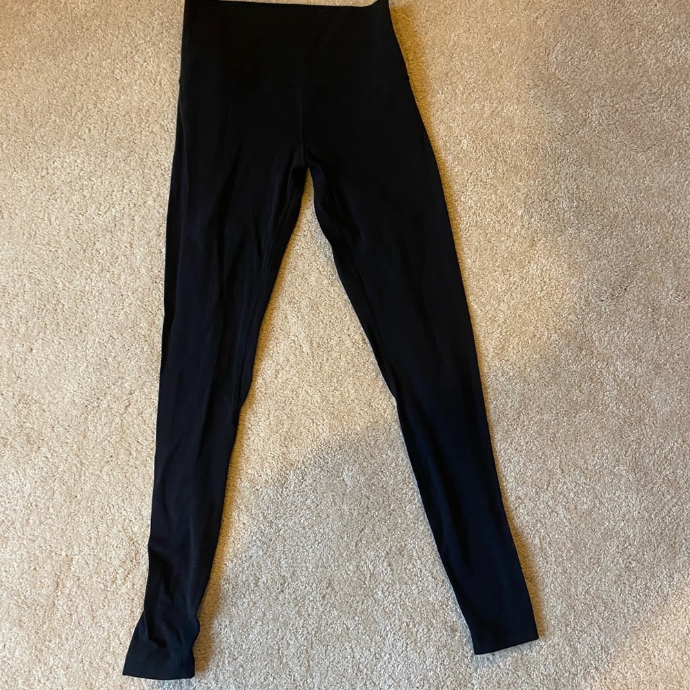 Black Lululemon leggings